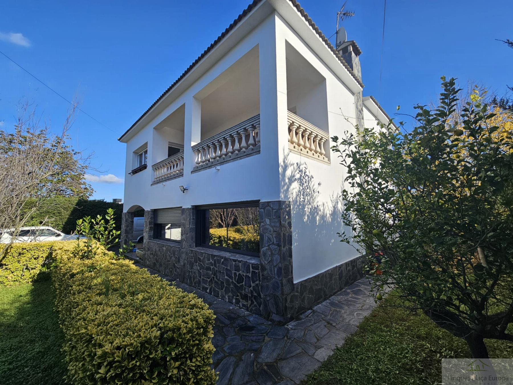 For sale of house in Calonge