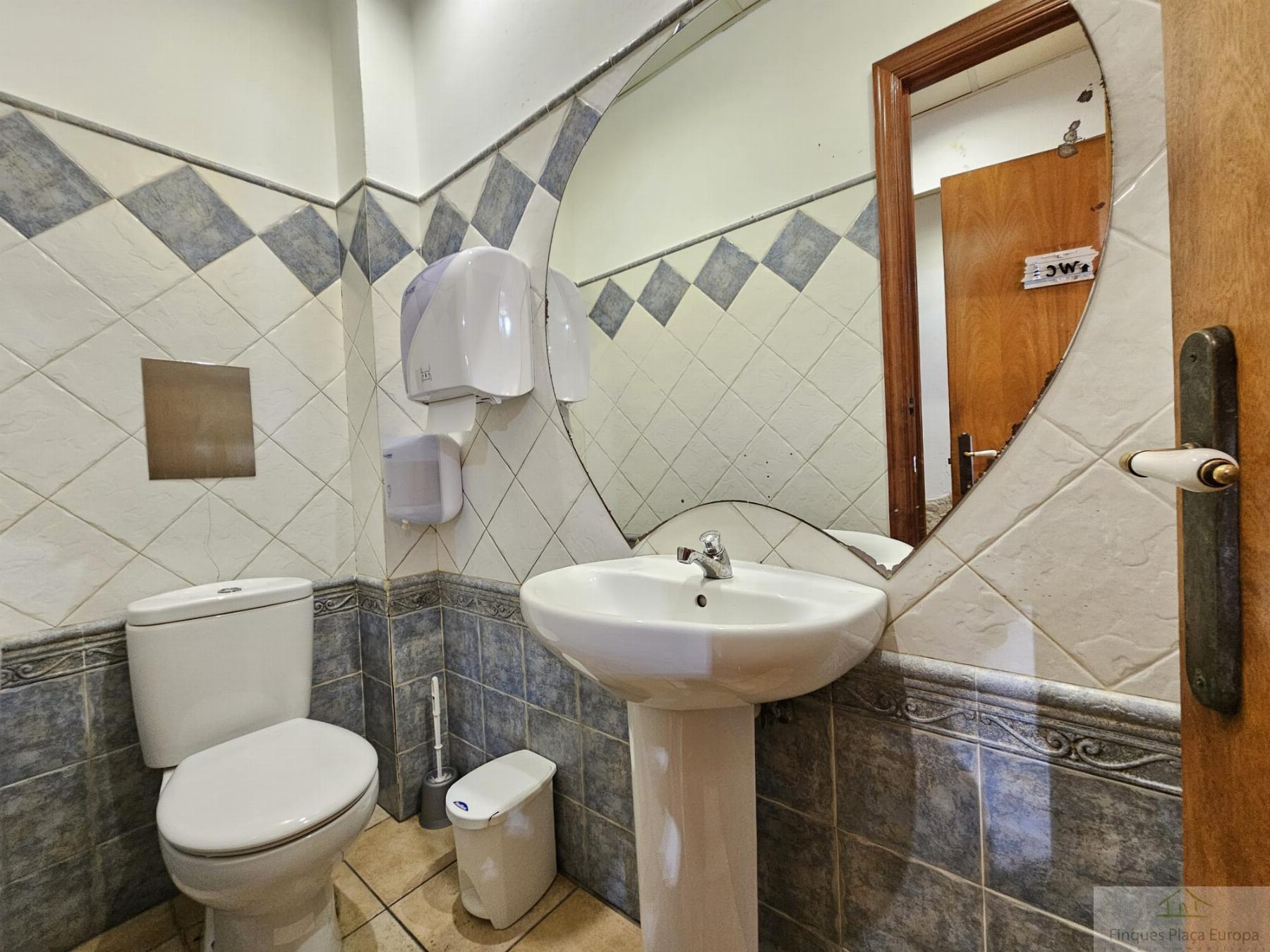 For share of commercial in Platja d´Aro