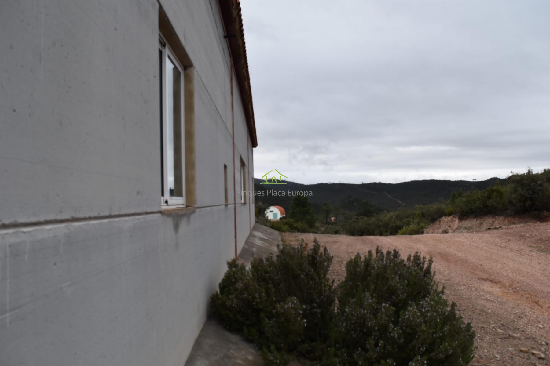 For sale of land in Cuenca