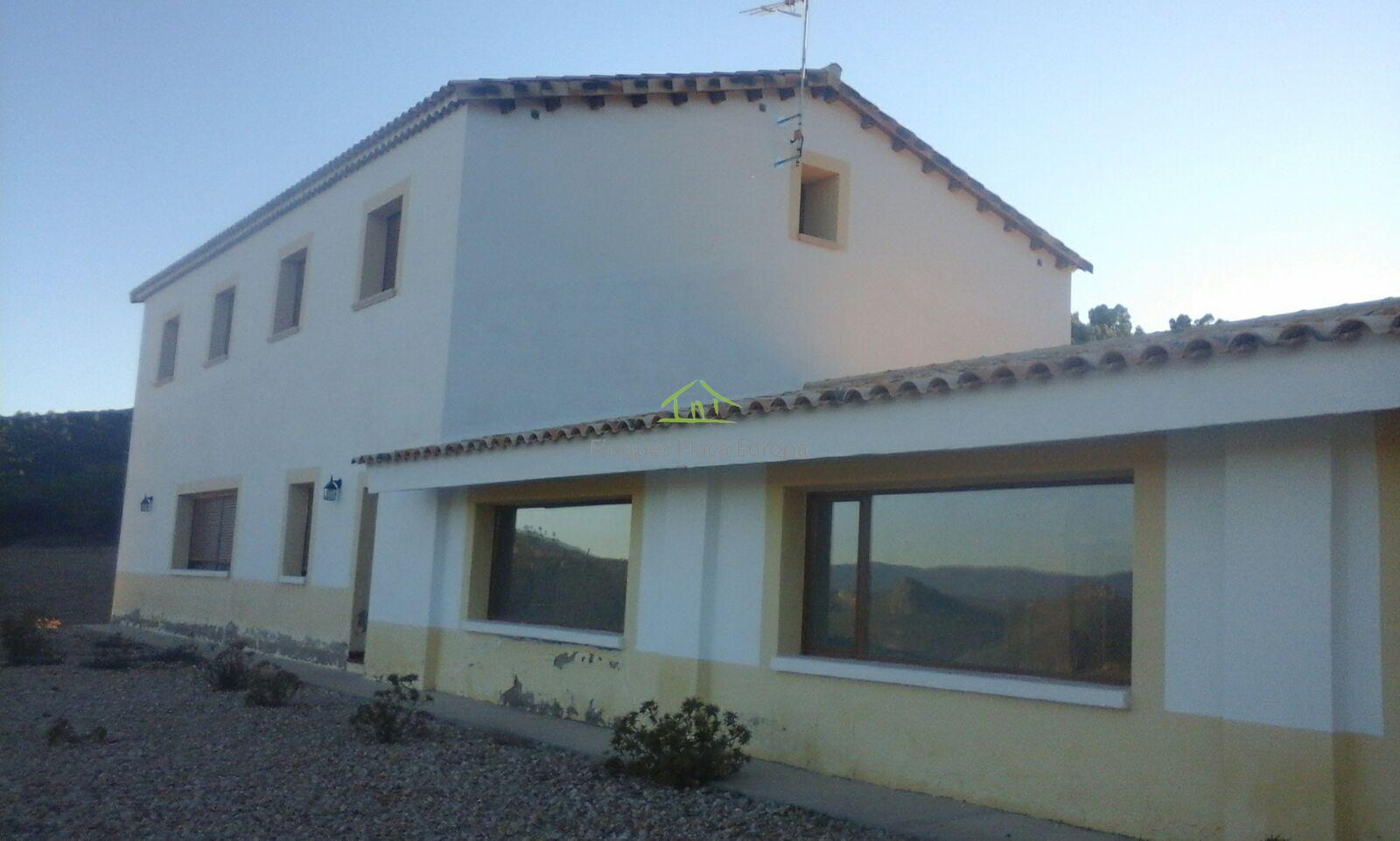 For sale of land in Cuenca