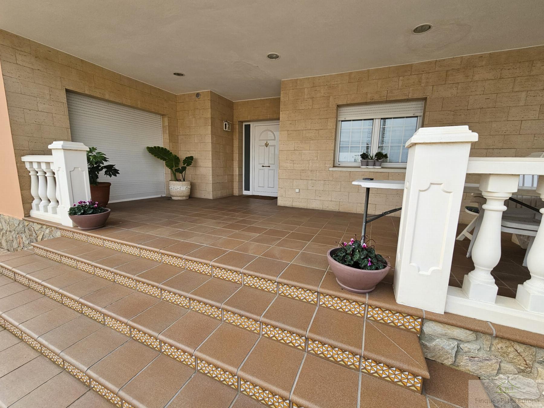 Продажа от

 Домa на Llagostera
