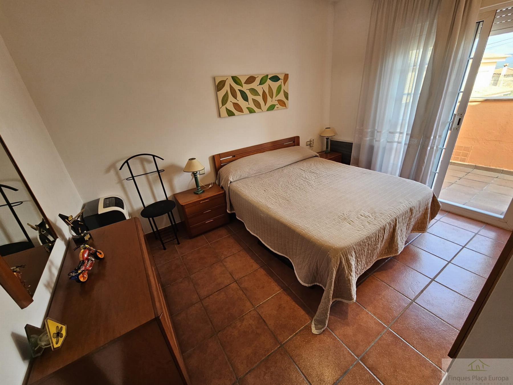 Продажа от

 Домa на Llagostera