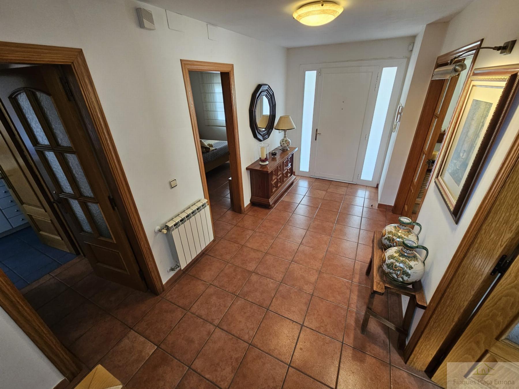 Продажа от

 Домa на Llagostera