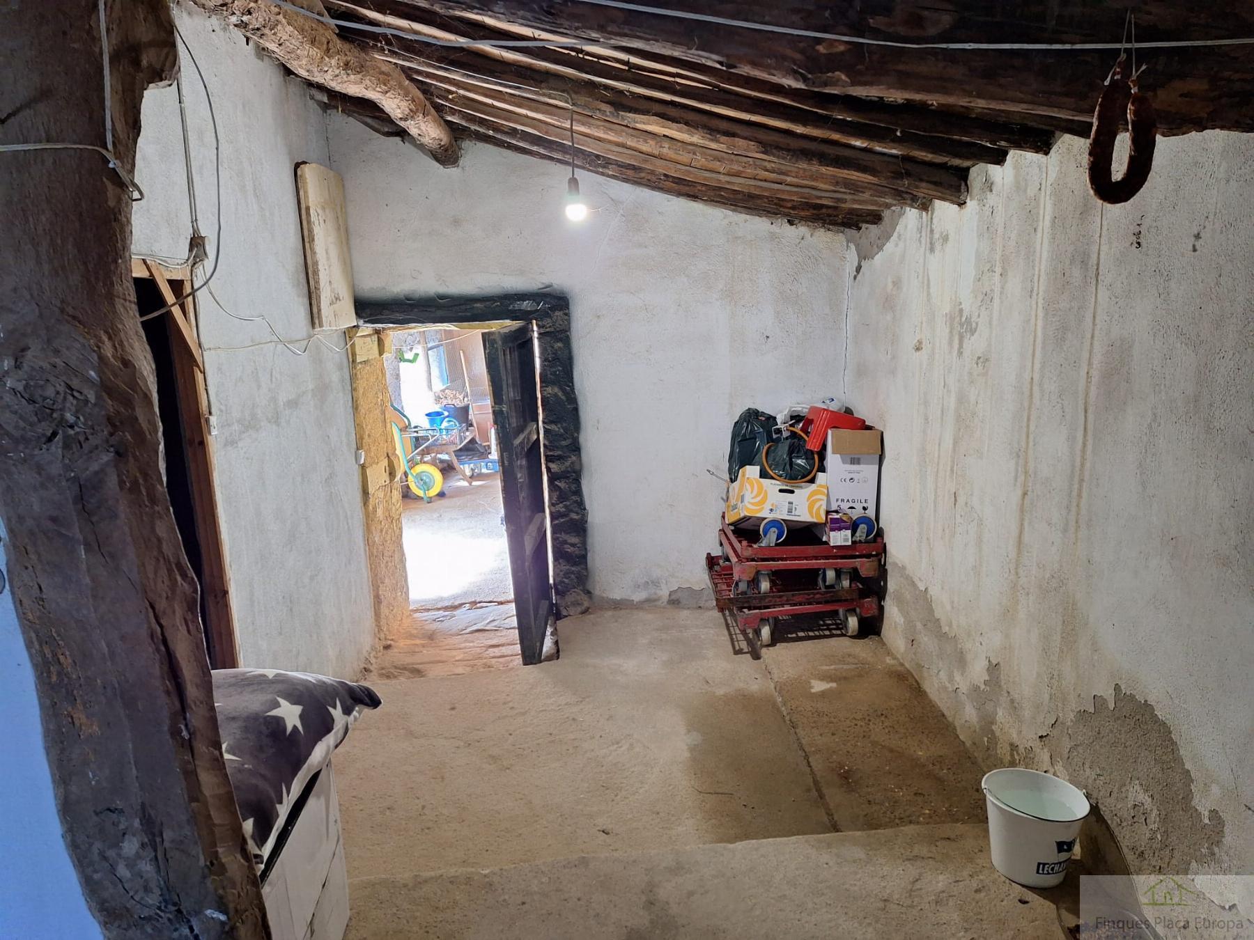 For sale of house in Berrocal de Huebra