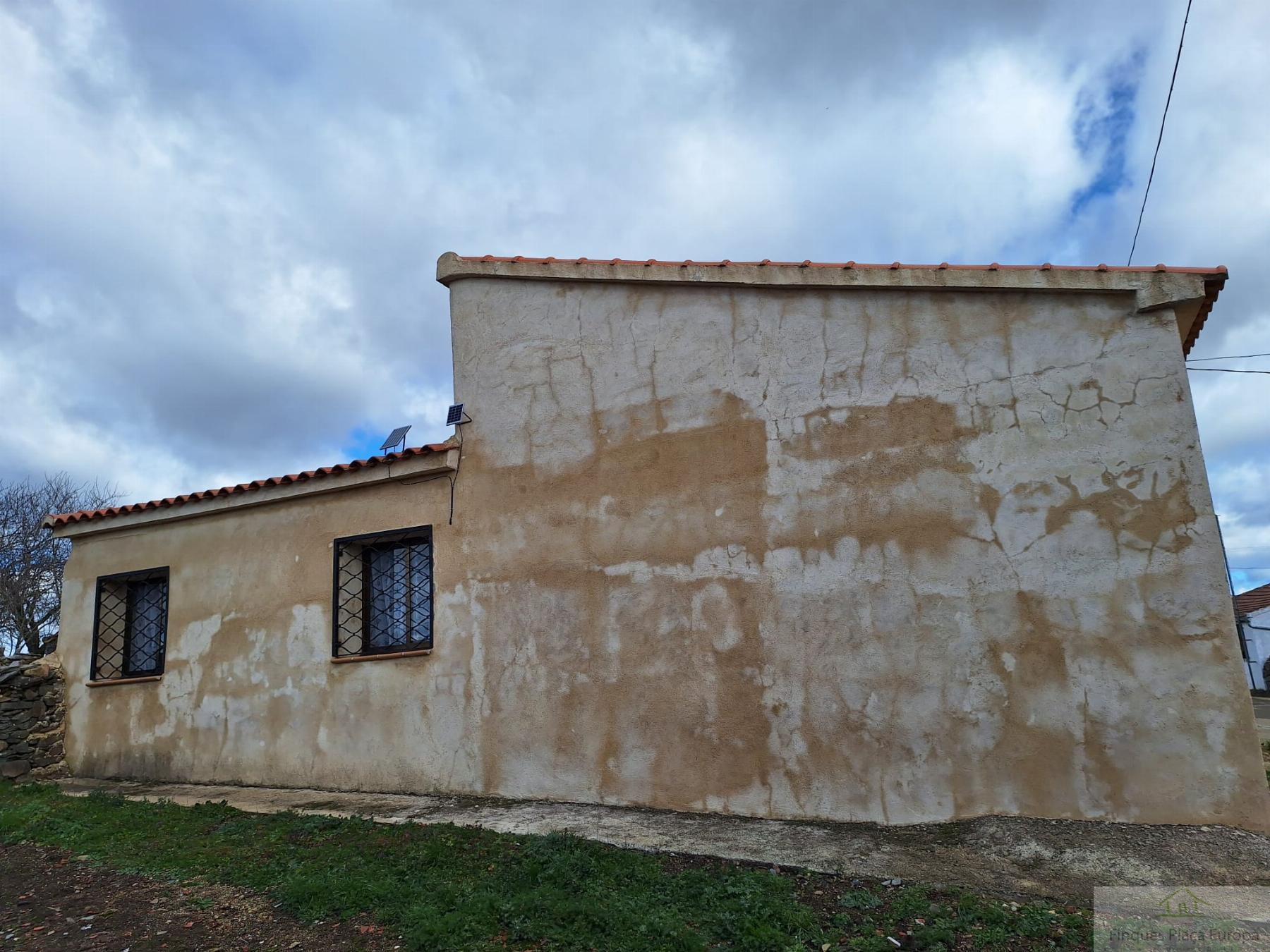 For sale of house in Berrocal de Huebra