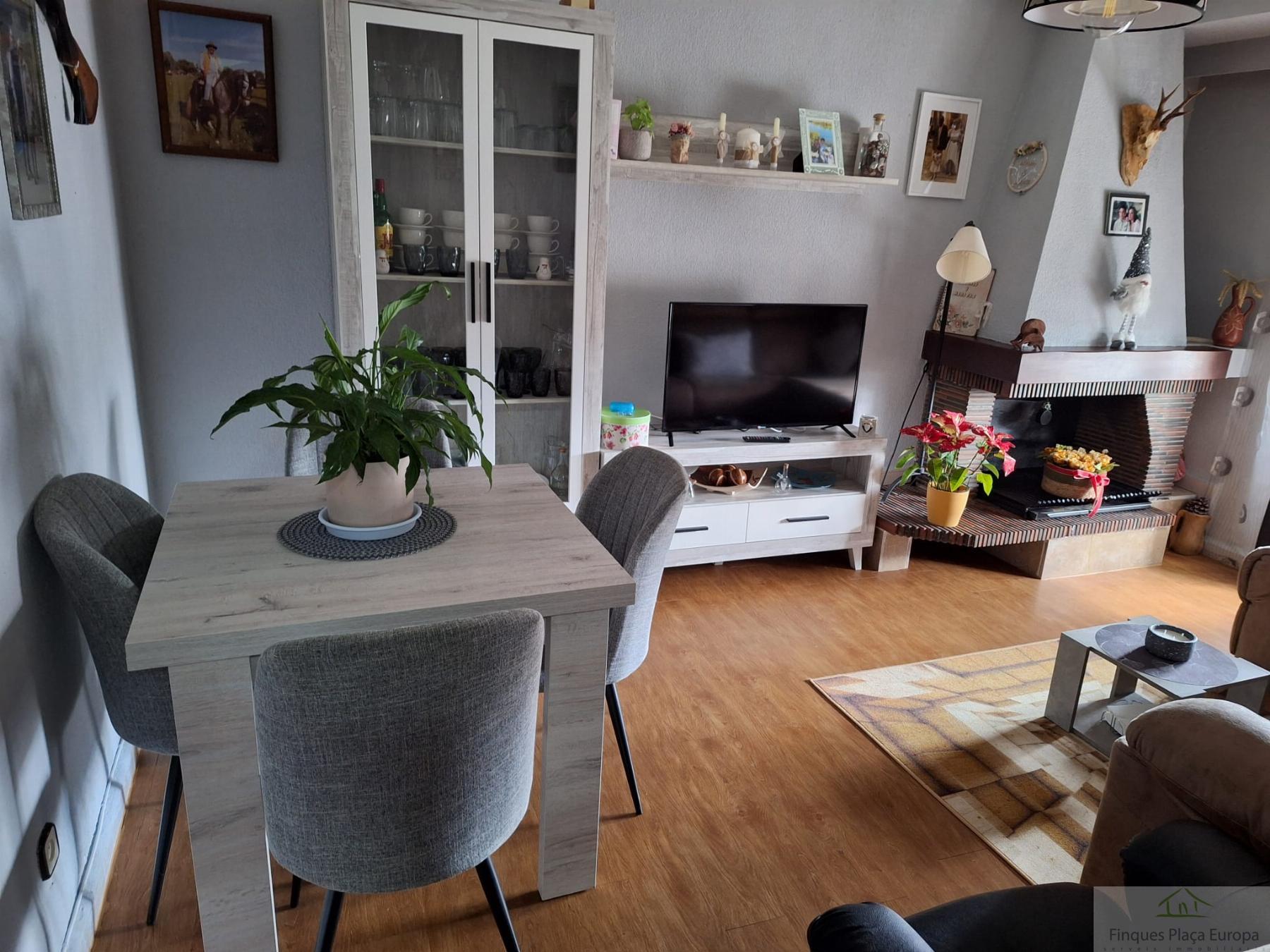 For sale of house in Berrocal de Huebra