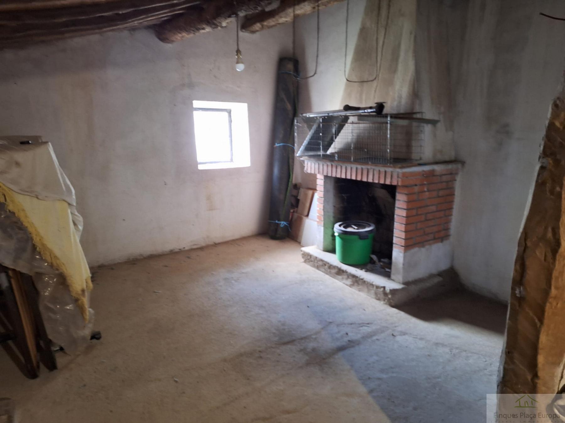 For sale of house in Berrocal de Huebra