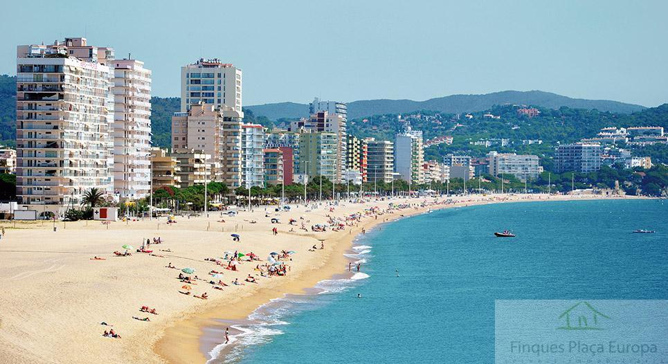 Traspàs de local comercial a Calonge