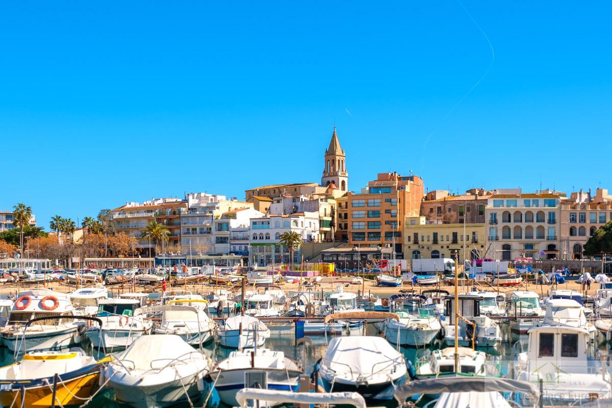 Продажа от

 Домa на Palamós