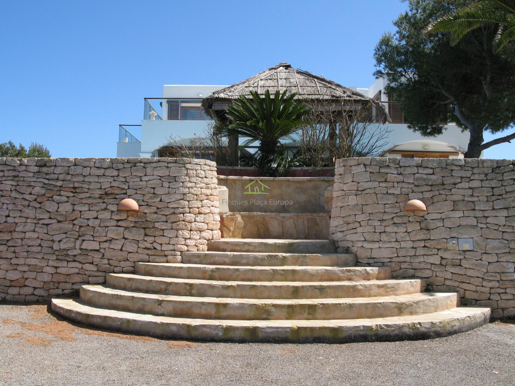 Venta de villa en Ibiza