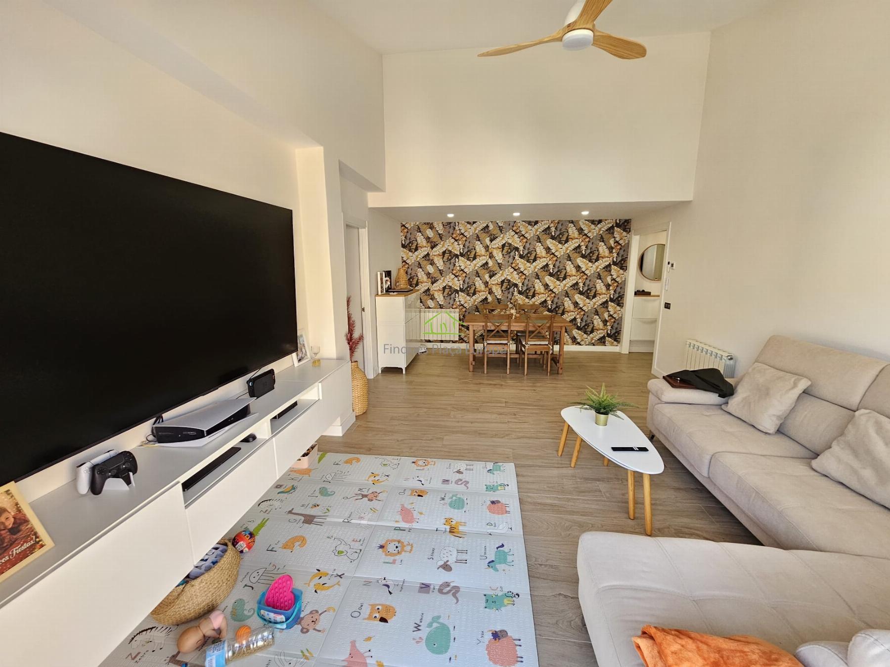 Venta de apartamento en Santa Cristina D´aro