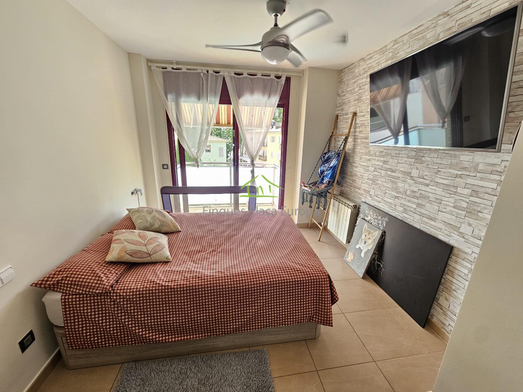 Venta de apartamento en Santa Cristina D´aro