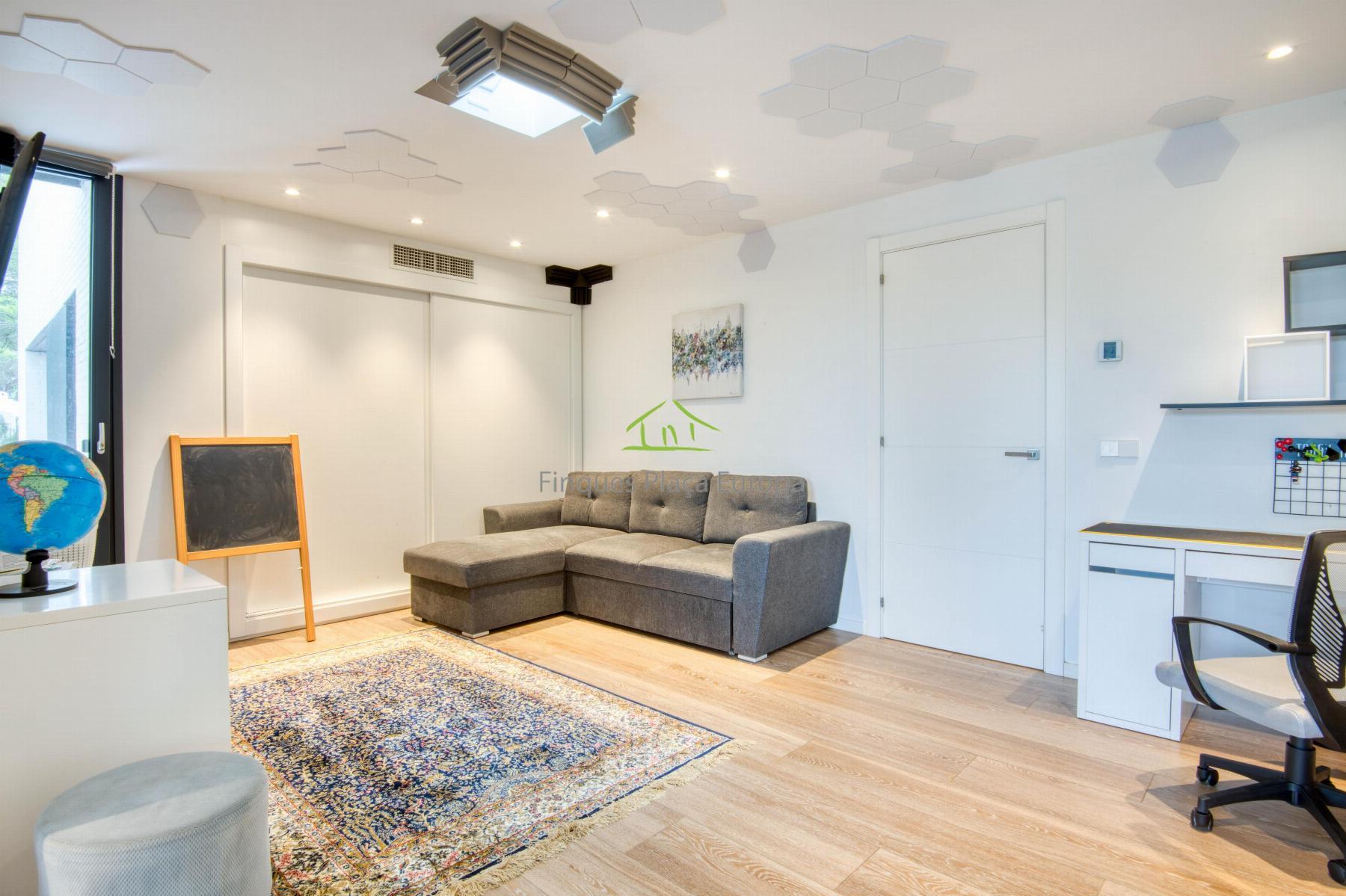 Venta de casa en Santa Cristina D´aro