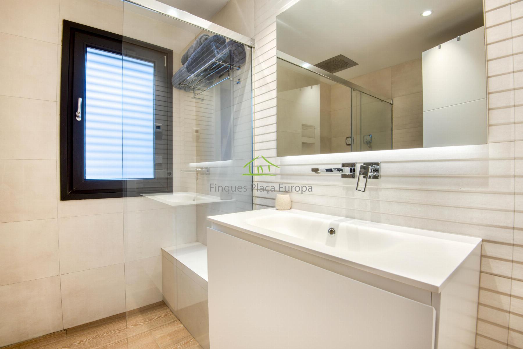 Venta de casa en Santa Cristina D´aro