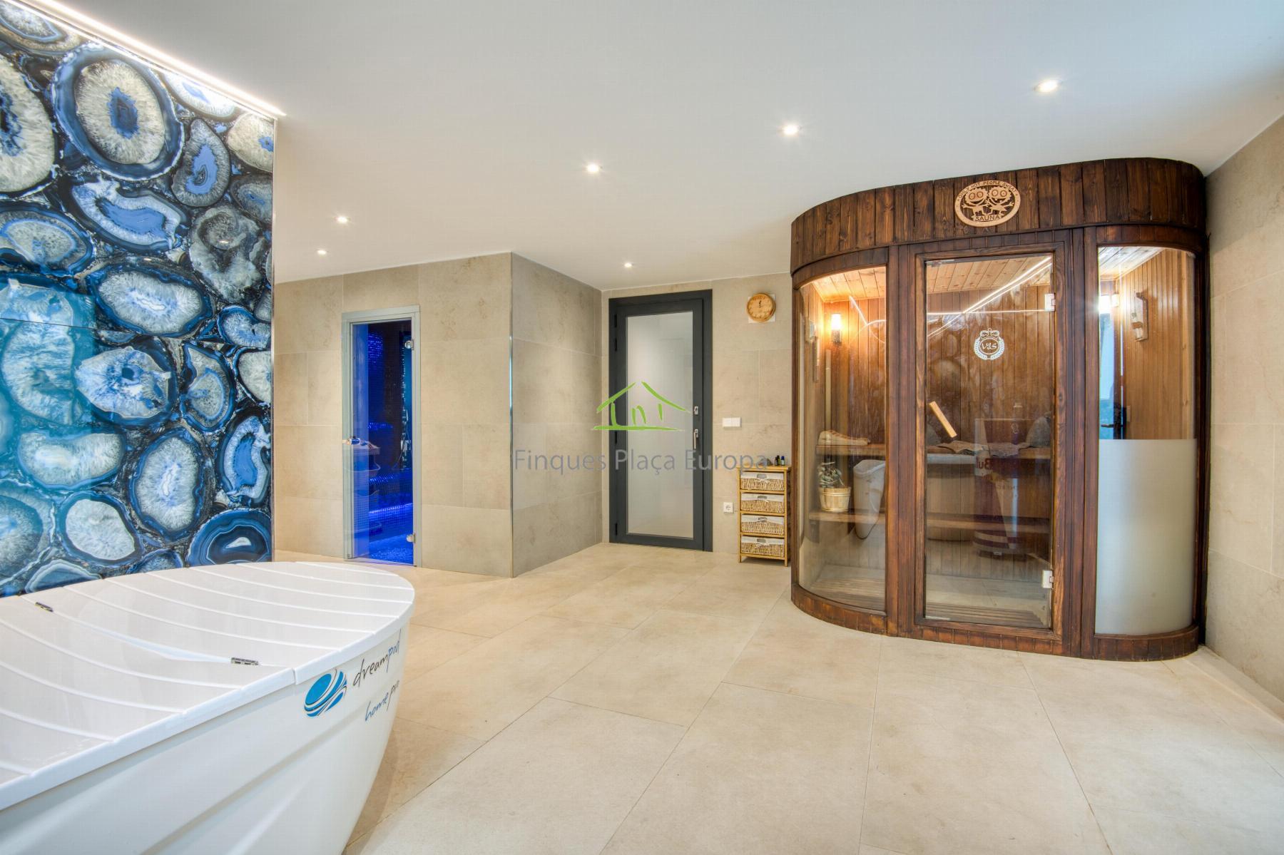 Venta de casa en Santa Cristina D´aro