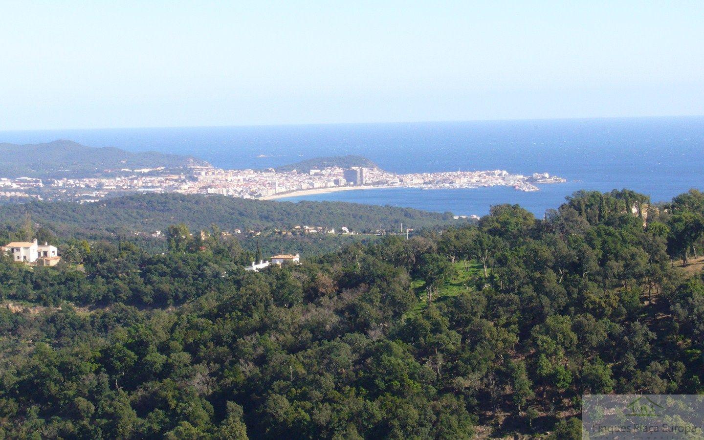 For sale of land in Castell d´Aro