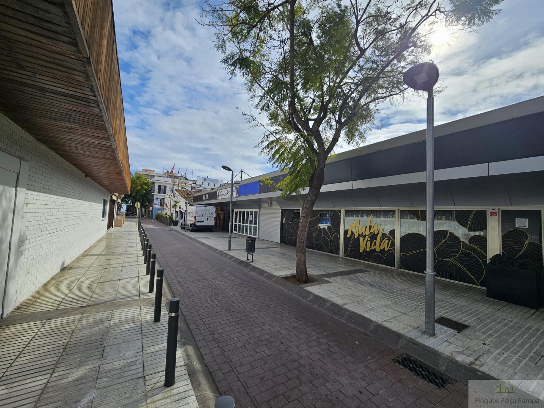 Venda de local comercial a Platja d´Aro