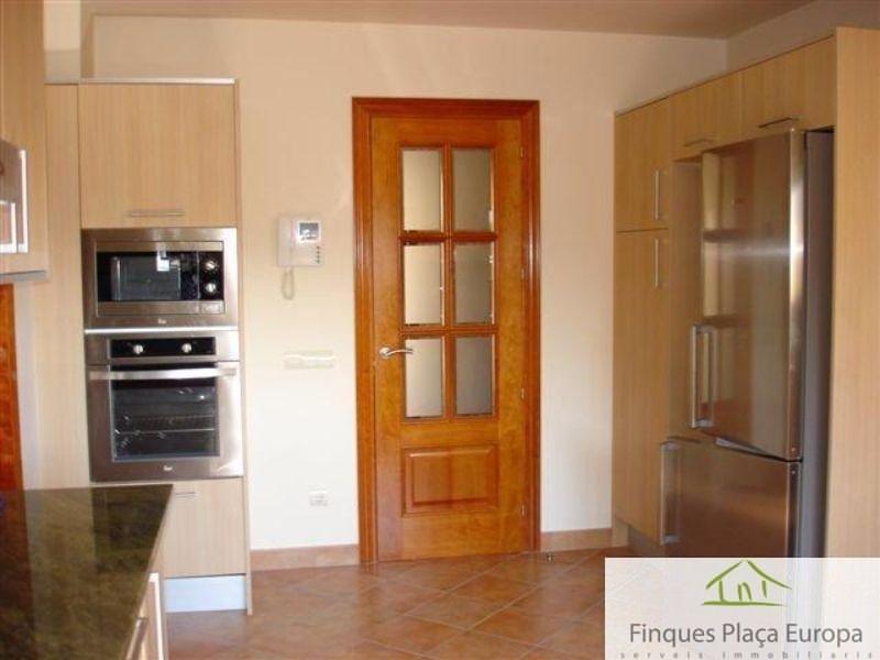 Venda de casa a Santa Cristina D´aro