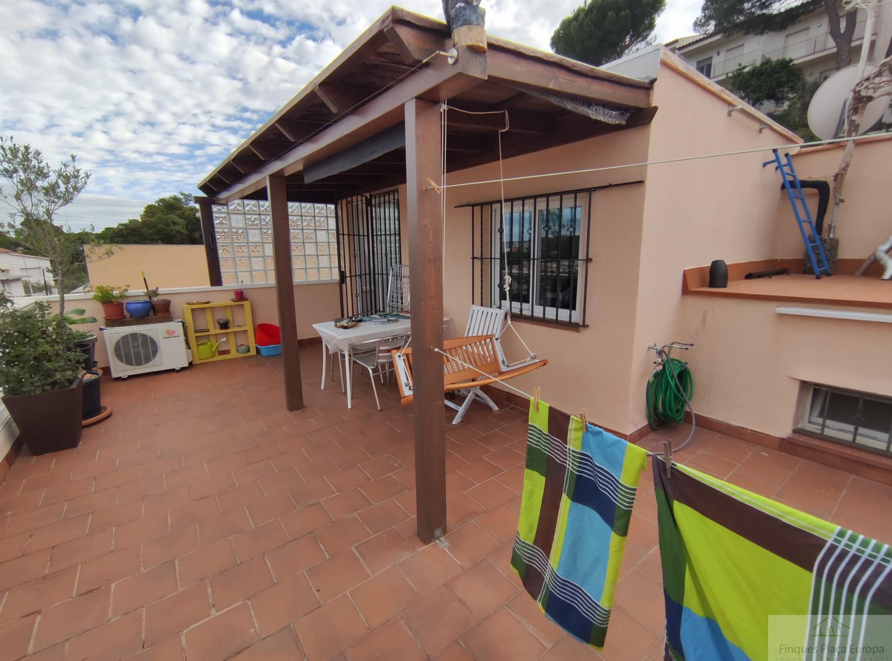 For sale of house in Sant Feliu de Guíxols