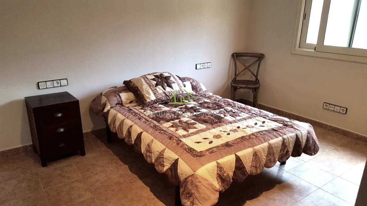 Продажа от

 Домa на S´Agaro