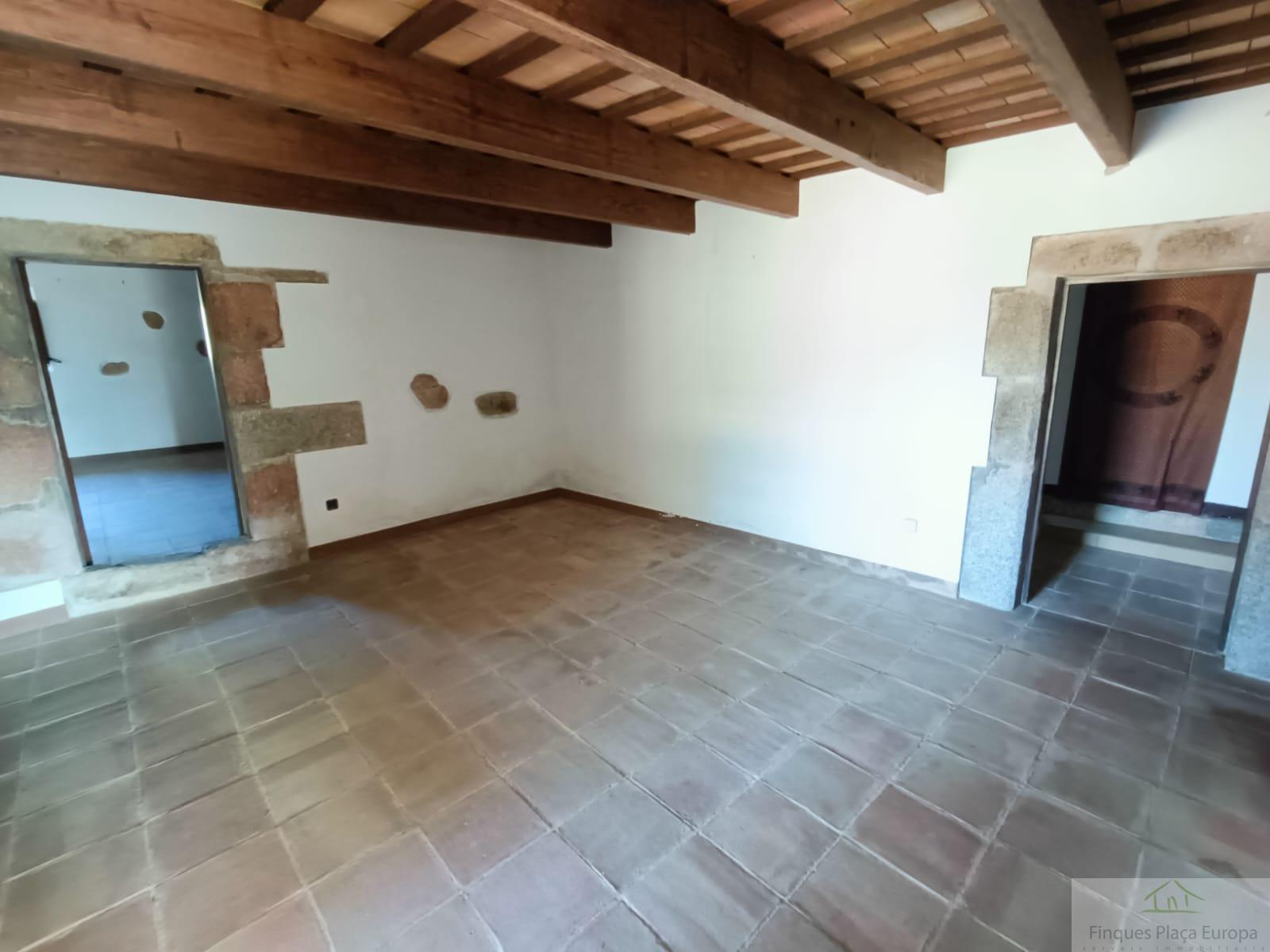 For sale of house in Llagostera