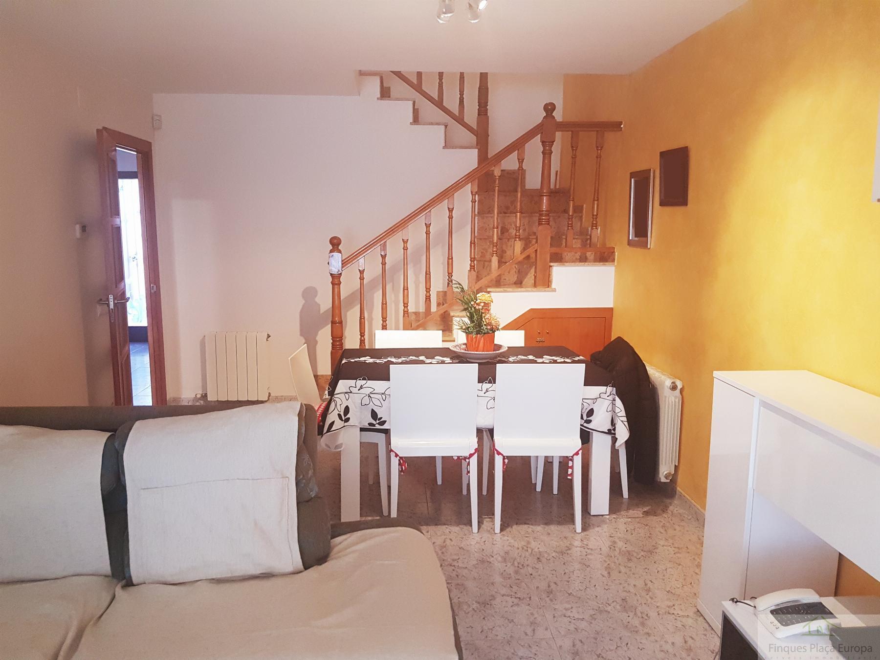 For sale of house in Llagostera