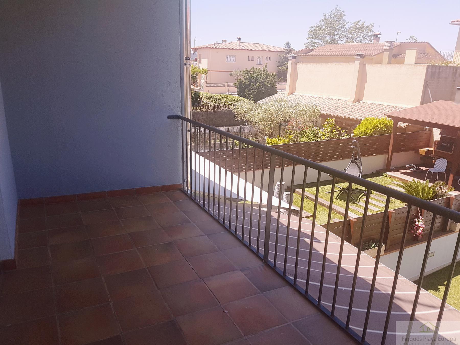 For sale of house in Llagostera