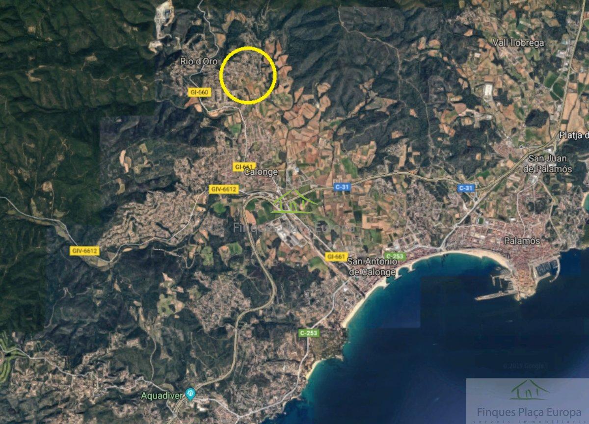 Venda de terreny a Calonge