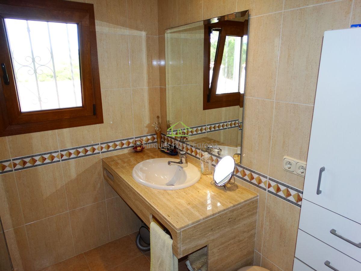 Продажа от

 Домa на Santa Cristina D´aro