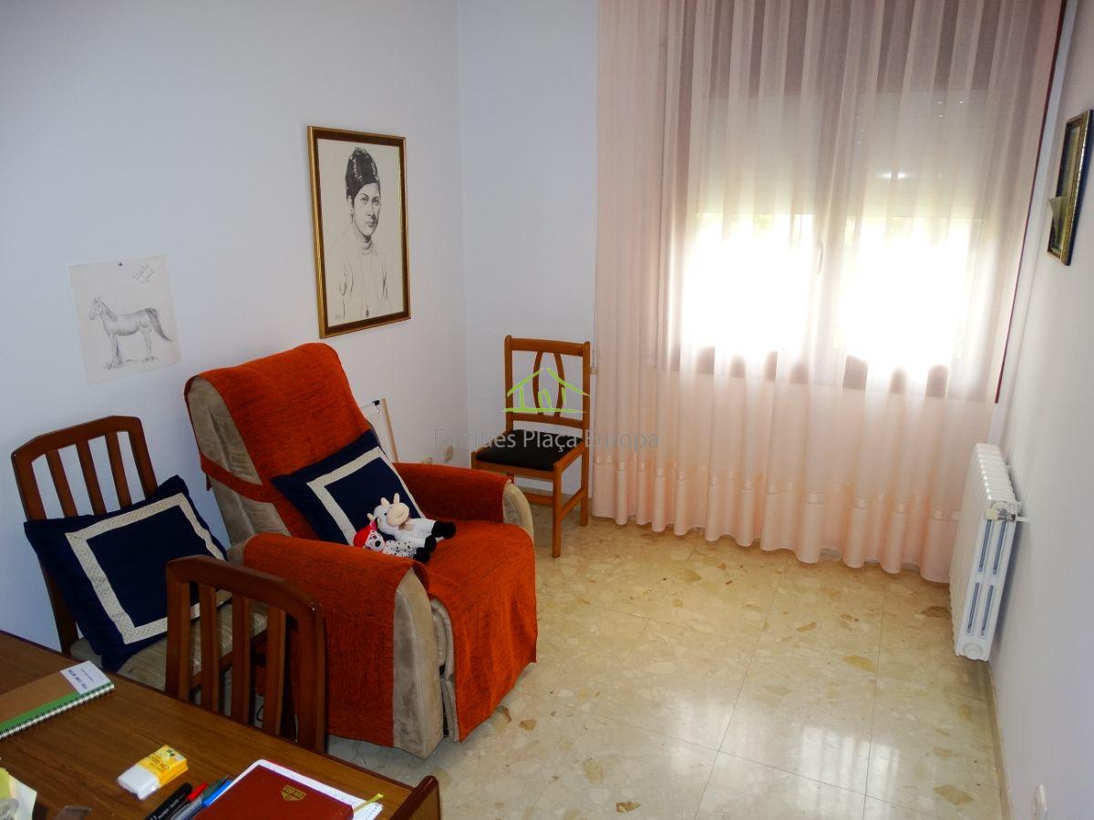 Продажа от

 Домa на Santa Cristina D´aro