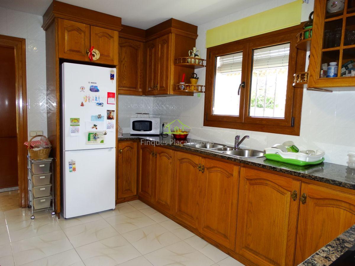 Продажа от

 Домa на Santa Cristina D´aro