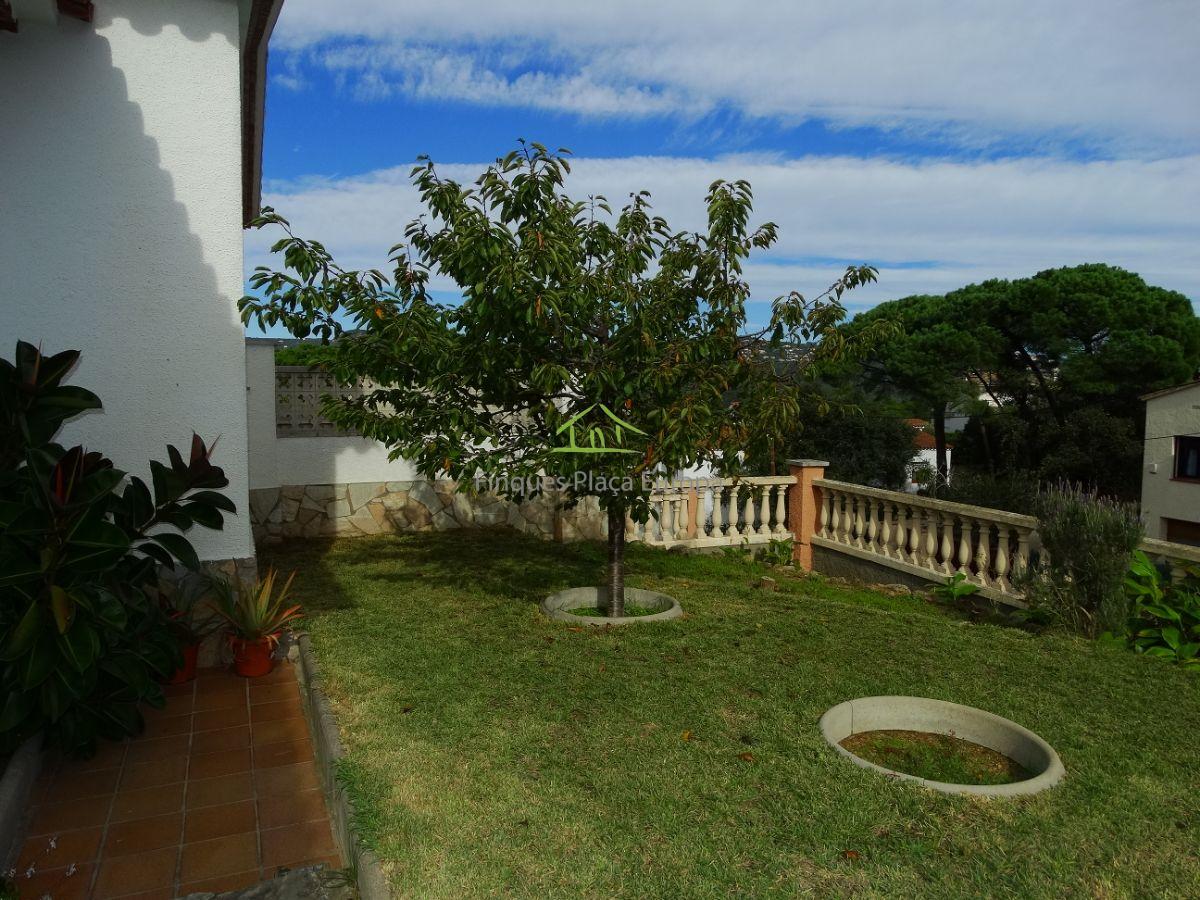 Продажа от

 Домa на Santa Cristina D´aro