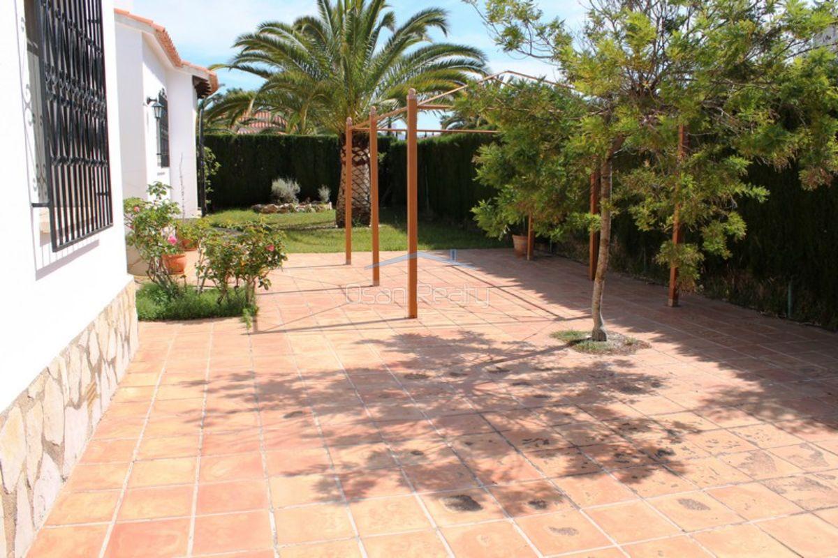 For sale of chalet in Dénia