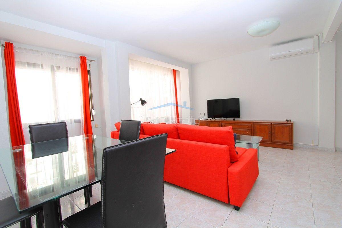 Piso, 89 m2, 2 dormitorios, 1 ba\u00f1os, NoBuen estado, Exterior, plant.