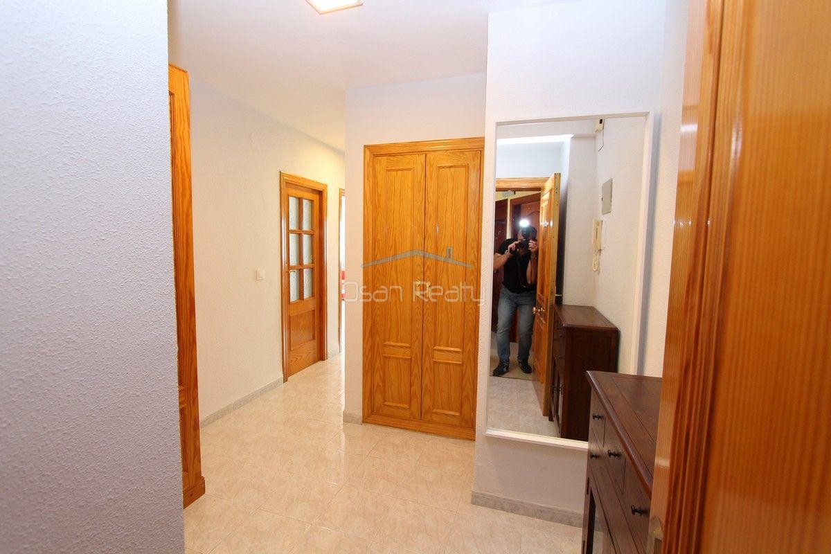 Piso, 89 m2, 2 dormitorios, 1 ba\u00f1os, NoBuen estado, Exterior, plant.