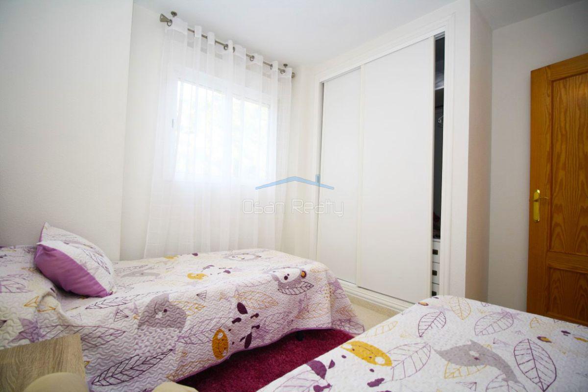 Apartamento, 101 m2, 2 dormitorios, 2 ba\u00f1os, NoBuen estado, planta .