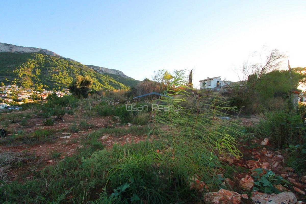 For sale of land in Dénia