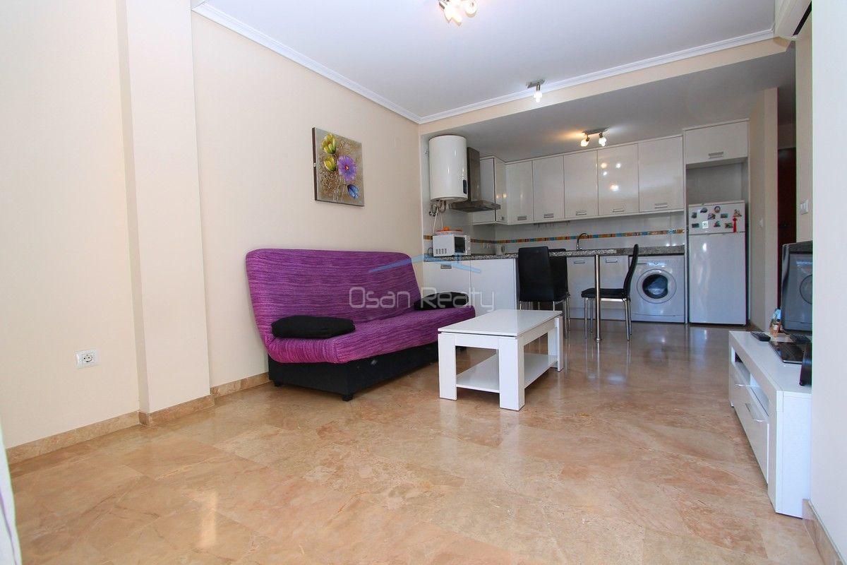 Apartamento, Bajo, 60 m2, 1 dormitorios, 1 ba\u00f1os, NoBuen estado, Ex.