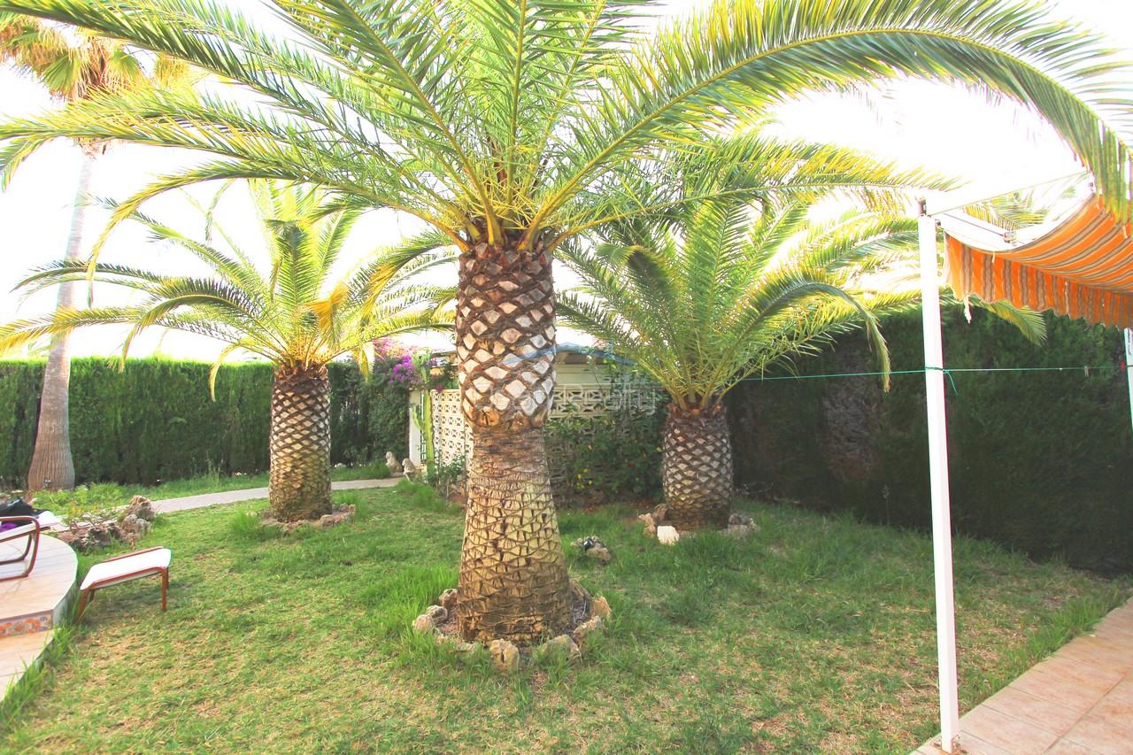 For sale of chalet in Dénia