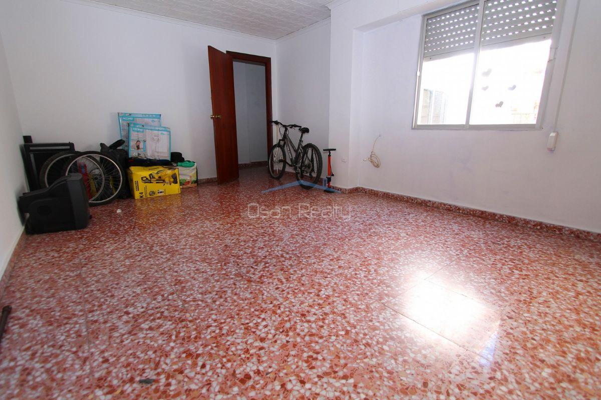 For sale of house in Pego