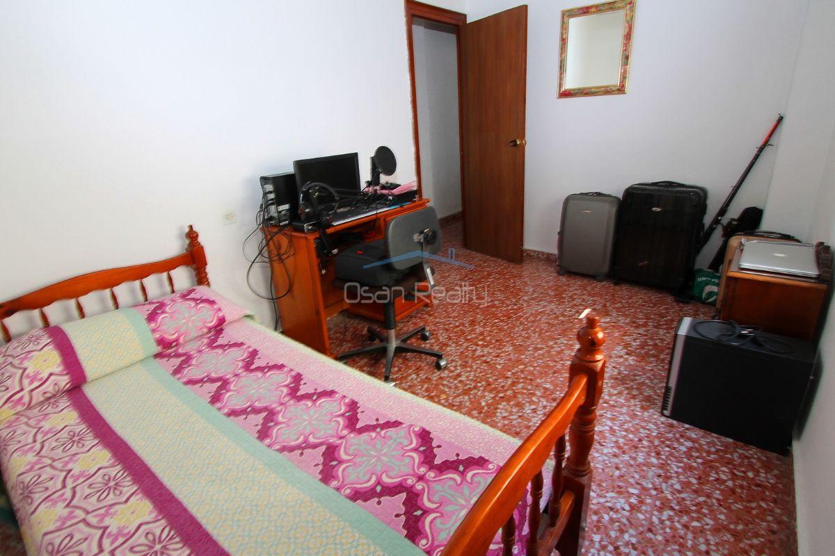 For sale of house in Pego