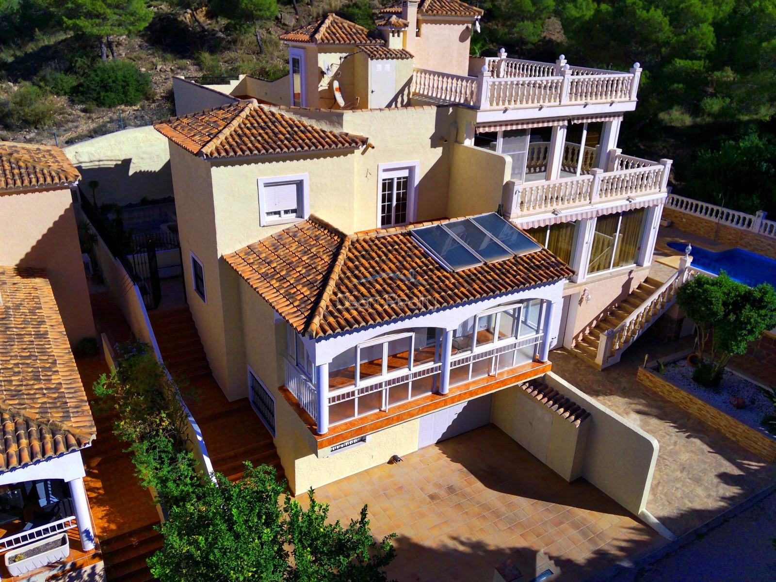 For sale of house in Alfaz del Pi