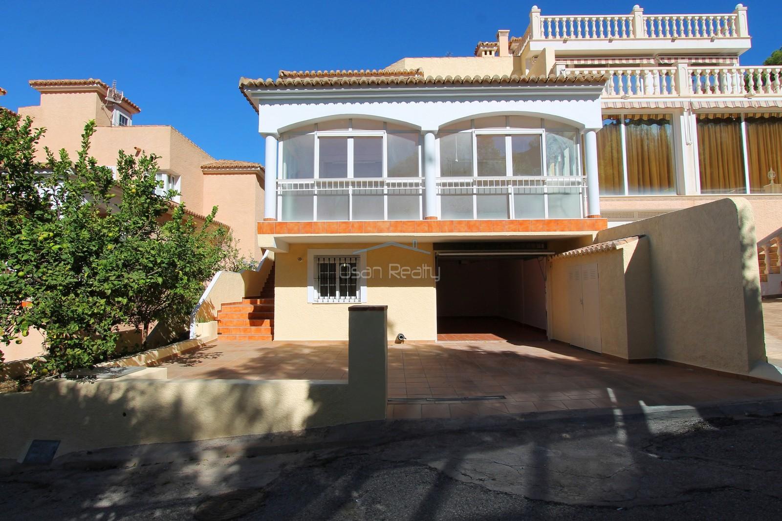 For sale of house in Alfaz del Pi