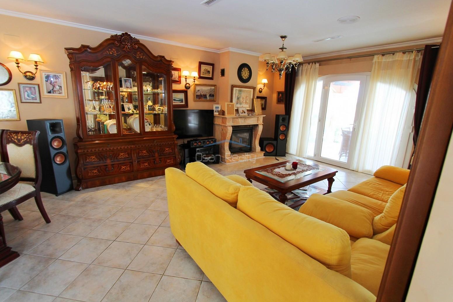 For sale of chalet in Dénia