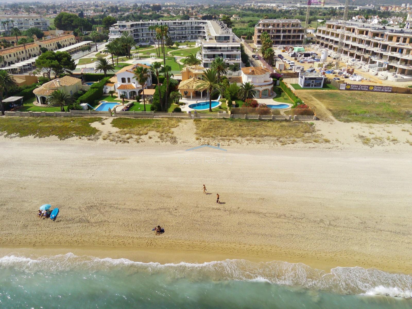 Zu verkaufen von chalet in
 Dénia