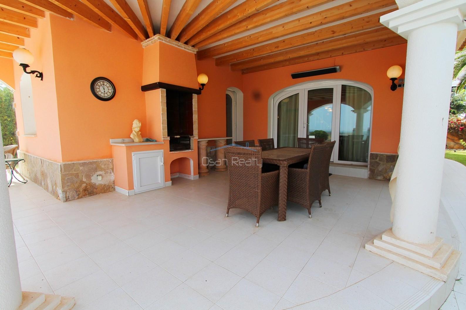 For sale of chalet in Dénia