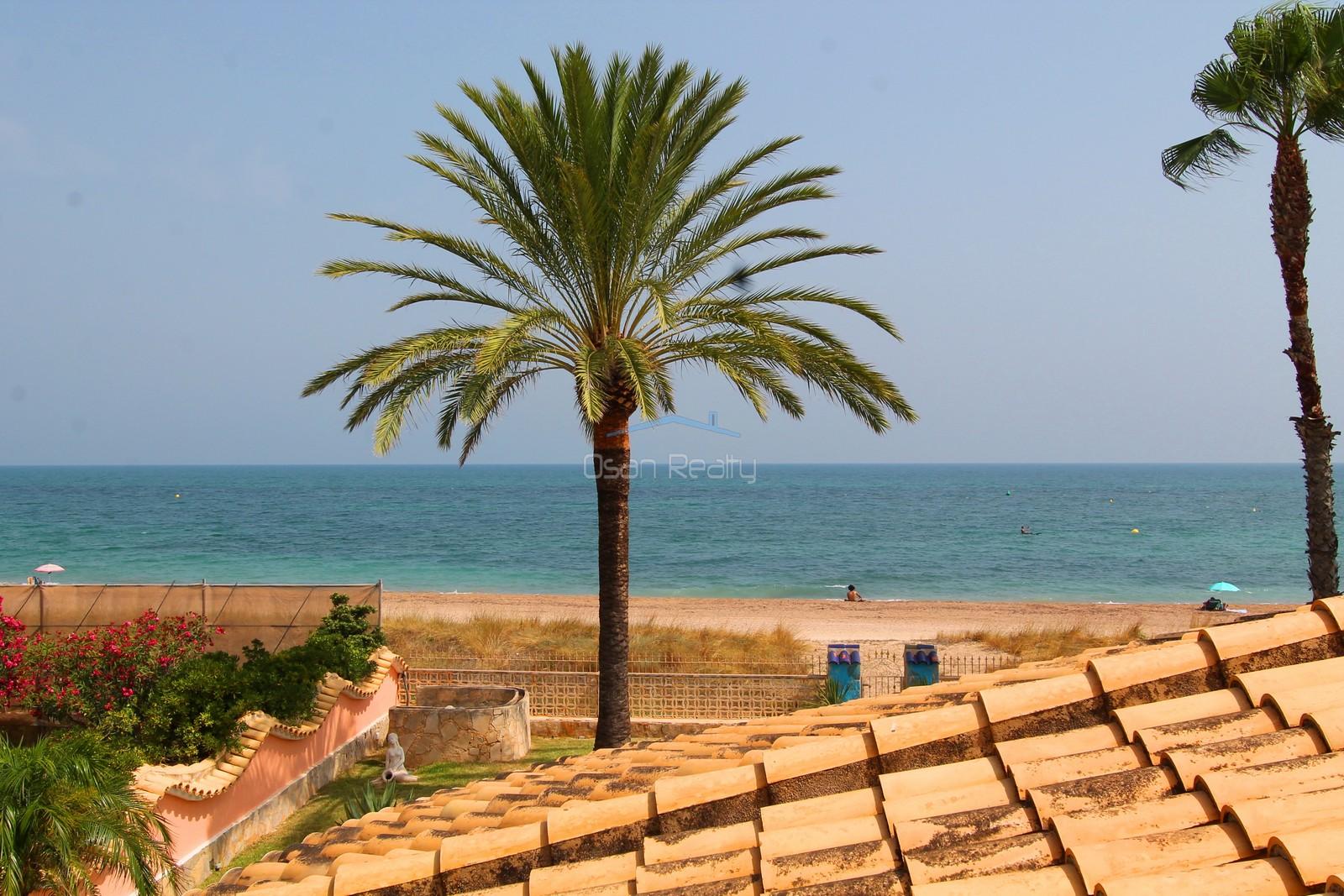 Zu verkaufen von chalet in
 Dénia