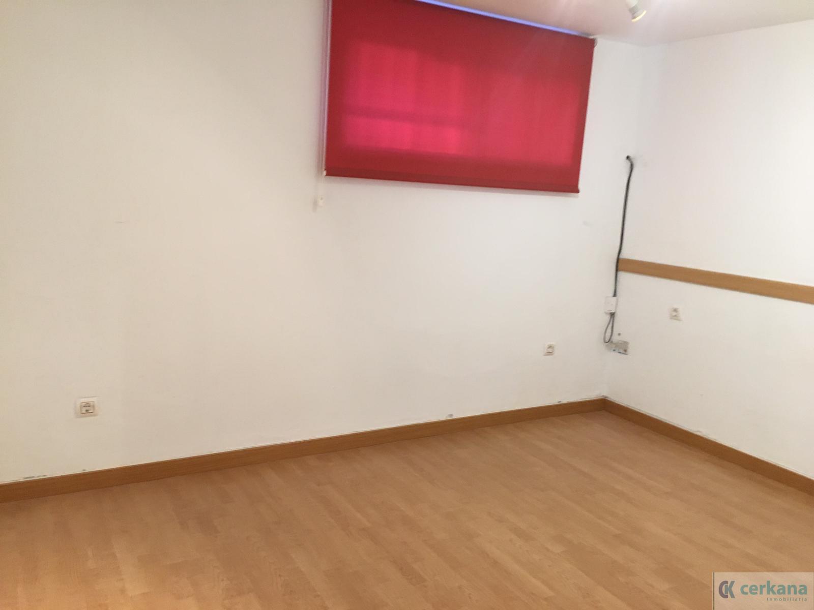 For rent of house in Gines