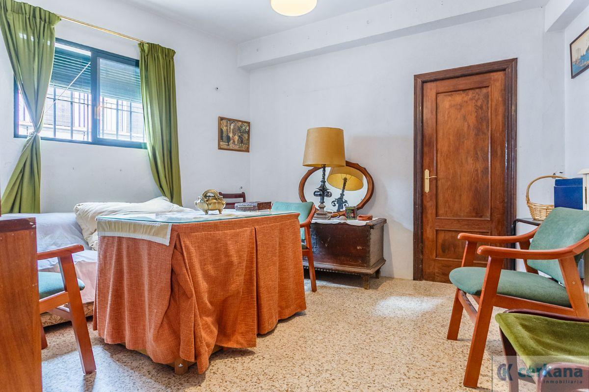 For sale of house in Hinojos