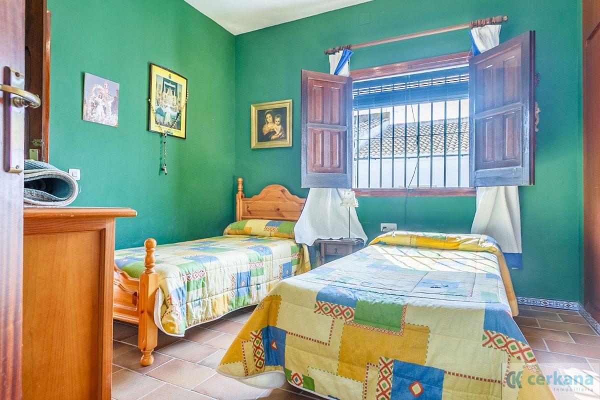 For sale of house in Hinojos